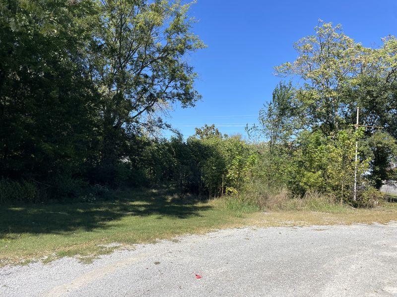 2904 Barfield Rd, Murfreesboro, TN 37128