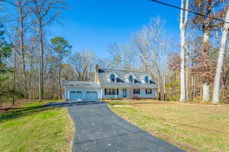 380 Roy Bird Rd, Rock Spring, GA 30739