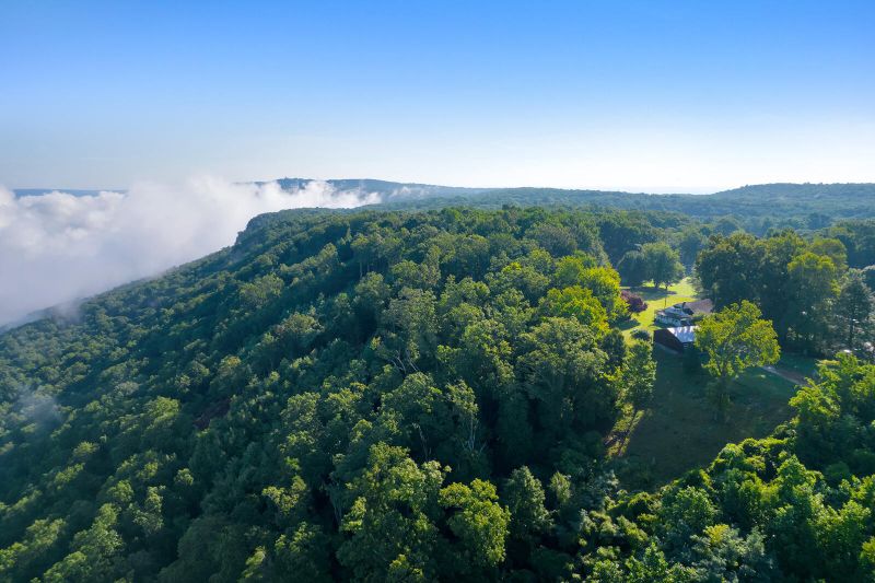 9691 Scenic Hw, Lookout Mountain, GA 30750