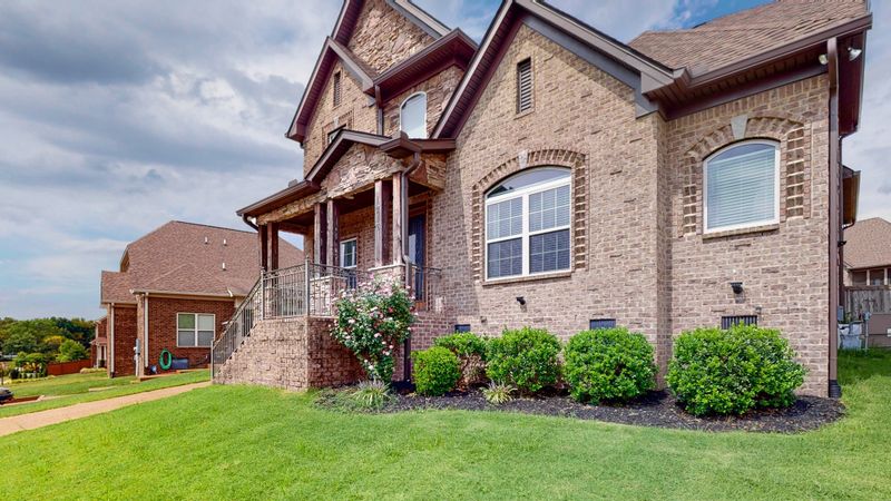 216 Karen Dr, Mount Juliet, TN 37122