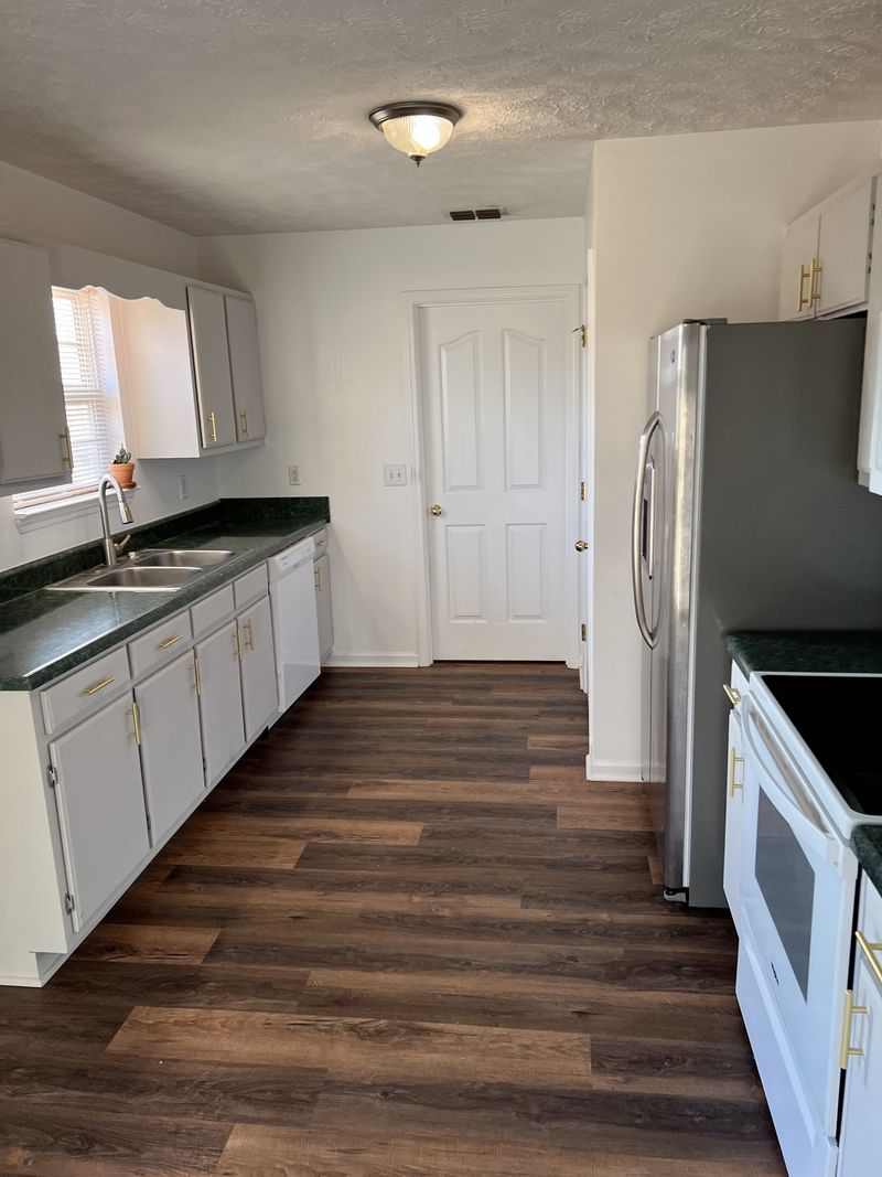 2911 Weybridge Dr, Murfreesboro, TN 37128