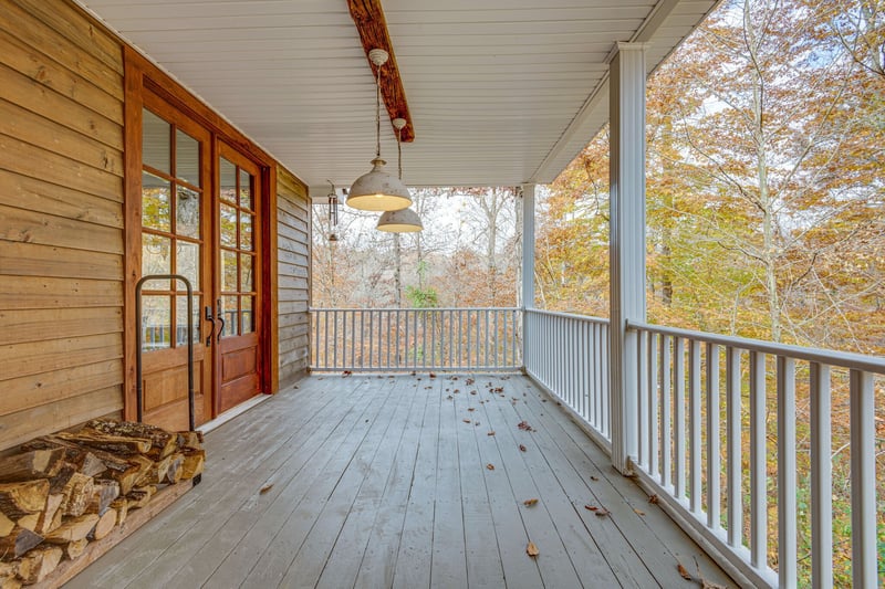 980 Jordan Cir, White Bluff, TN 37187