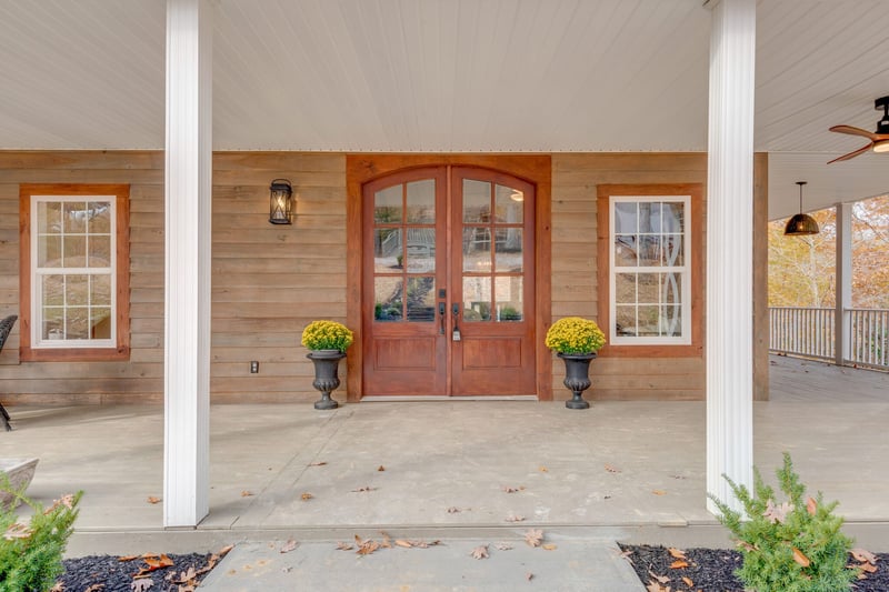 980 Jordan Cir, White Bluff, TN 37187