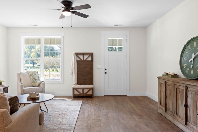 409 W Fort St, Chatsworth, GA 30705