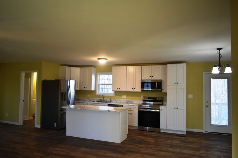 3 East End Ln, Buffalo Valley, TN 38548