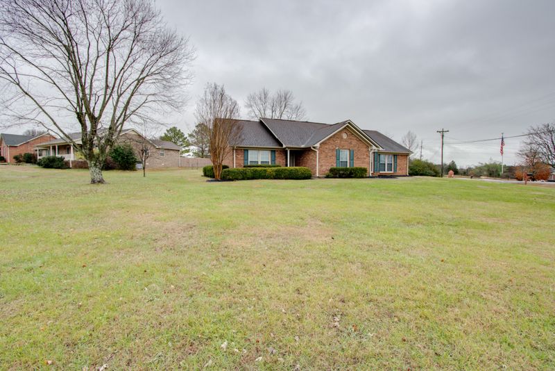 3412 Lakebrook Dr, Murfreesboro, TN 37130