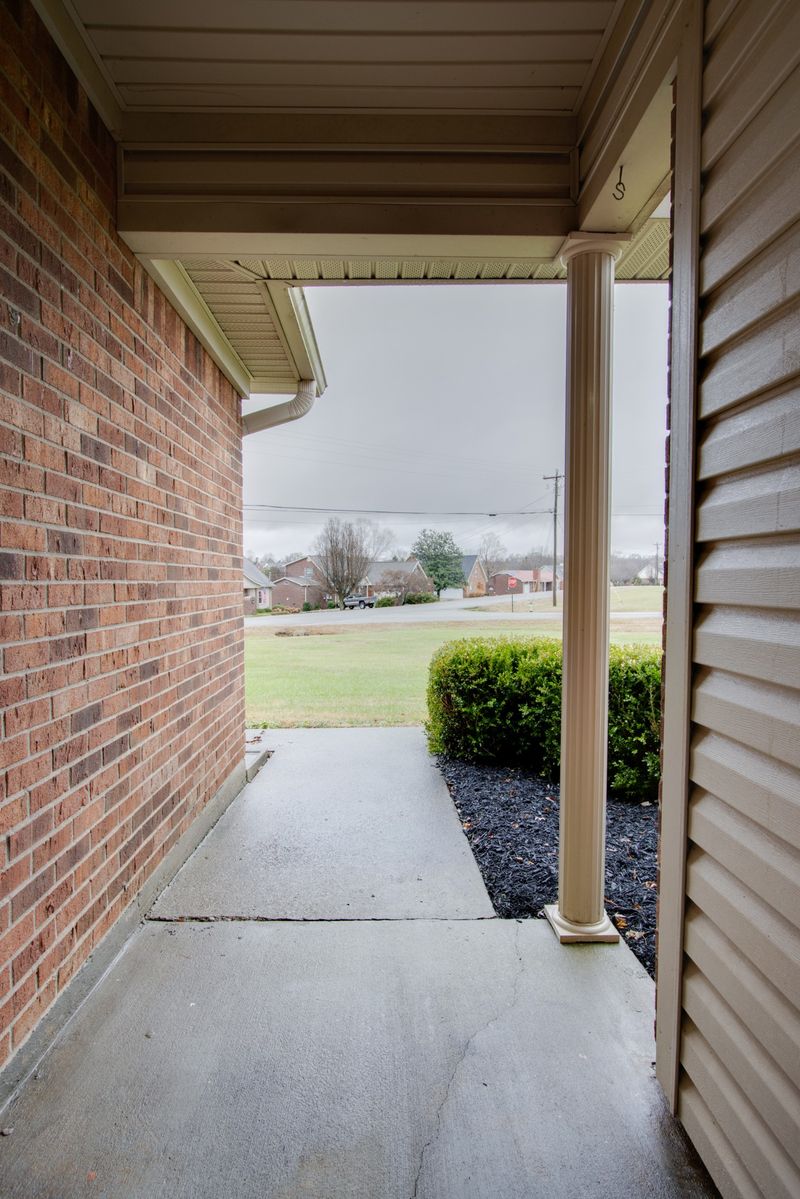 3412 Lakebrook Dr, Murfreesboro, TN 37130
