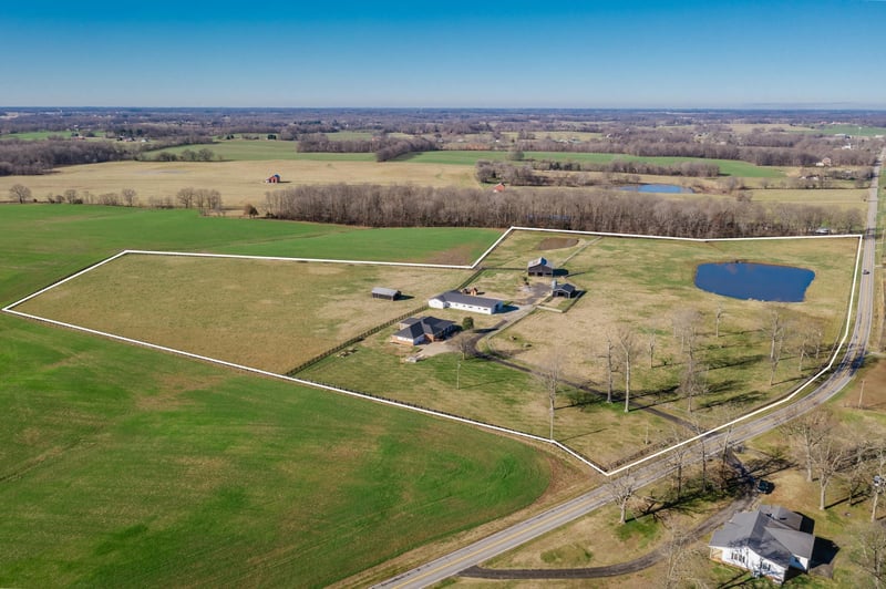 4767 Barren Plains Rd, Springfield, TN 37172