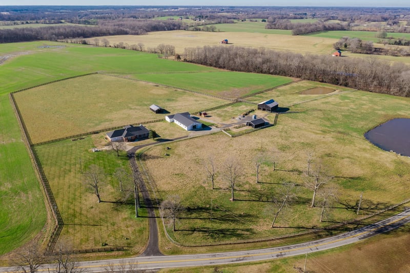 4767 Barren Plains Rd, Springfield, TN 37172