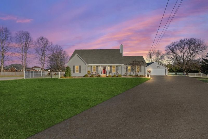 2002 Cambridge Ct, Murfreesboro, TN 37128