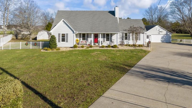 2002 Cambridge Ct, Murfreesboro, TN 37128