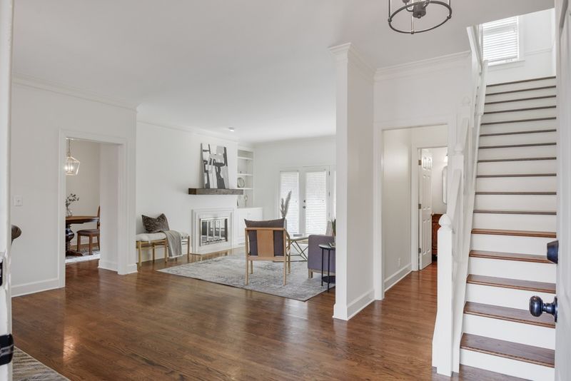 247 Westchase Dr, Nashville, TN 37205