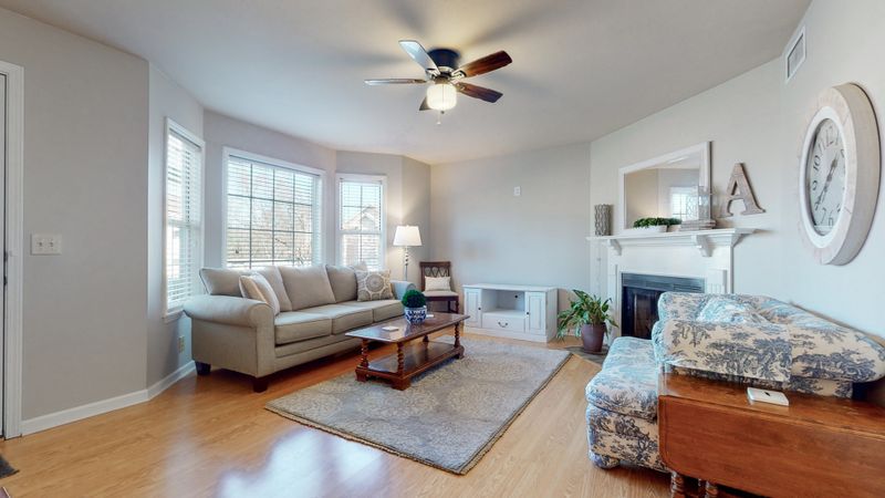 316 Hillside Ct, Murfreesboro, TN 37130