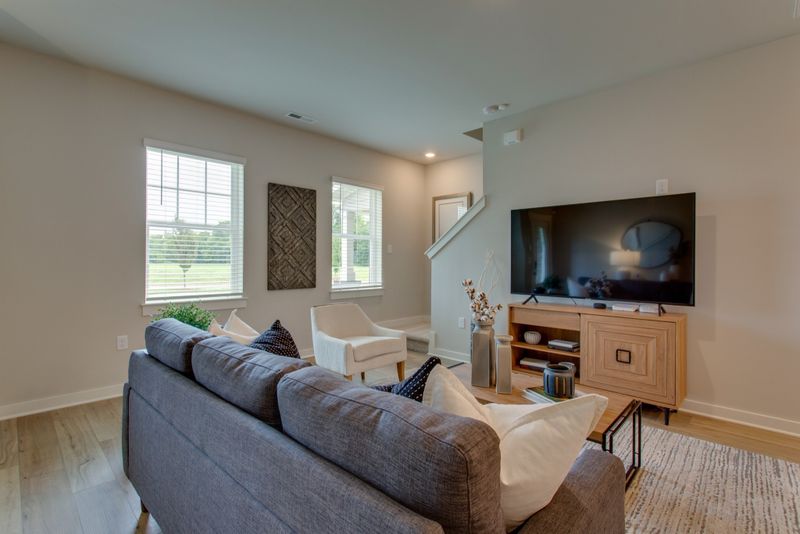 307 Lydia Dr, Murfreesboro, TN 37128