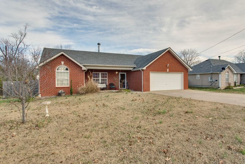 720 Mckean Dr, Smyrna, TN 37167