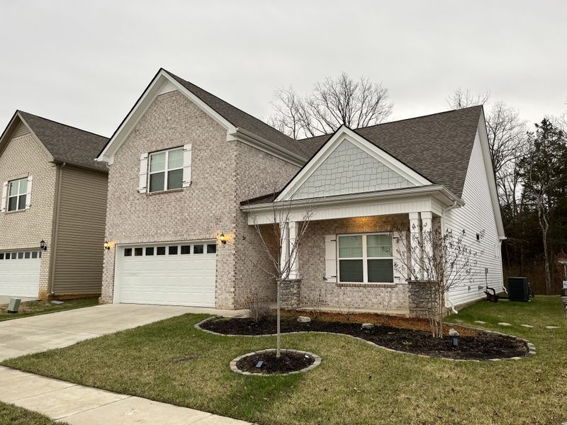 2207 Shafer Dr, Murfreesboro, TN 37128