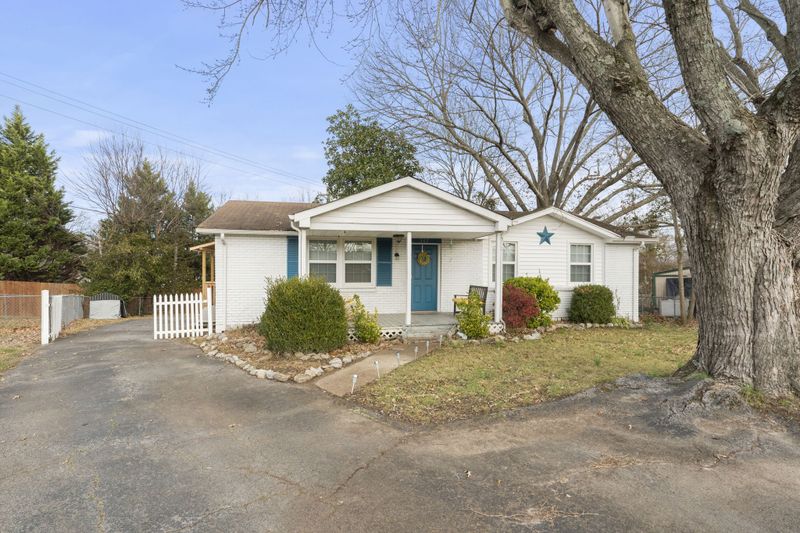 302 Grace St, Springfield, TN 37172
