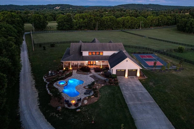 1000 Red Belt Rd, Chickamauga, GA 30707