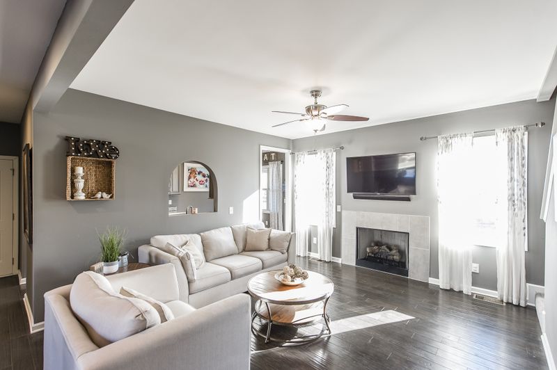 229 E Winterberry Trl, White House, TN 37188