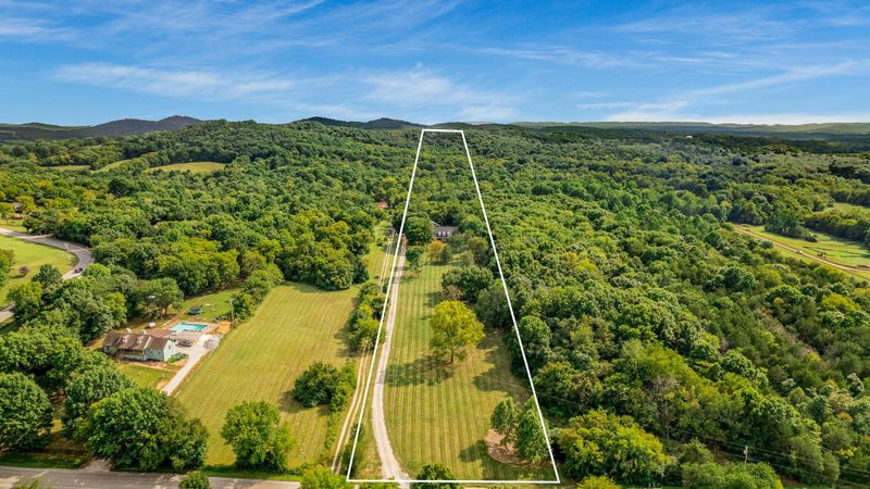 2807 Sanford Rd, Nolensville, TN 37135