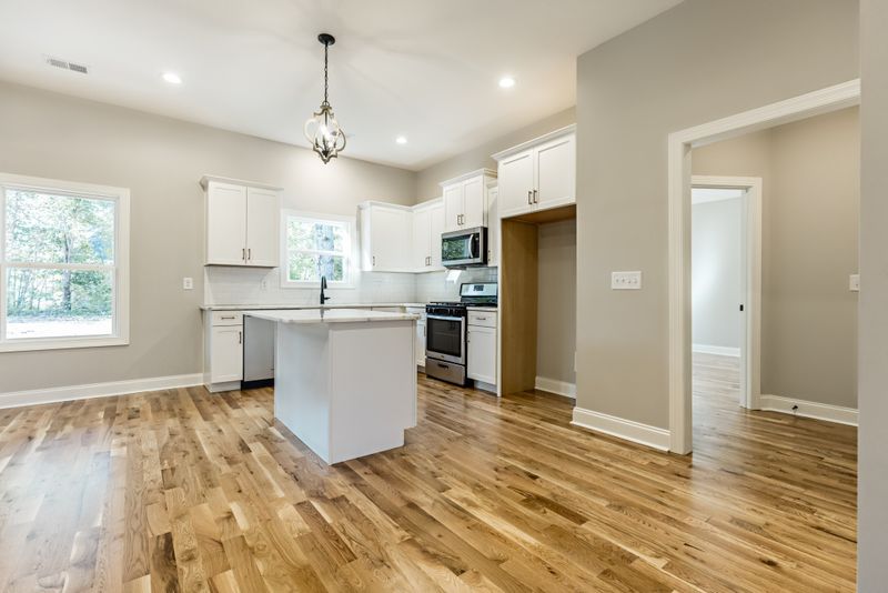 2337 Tom Austin Hwy, Greenbrier, TN 37073