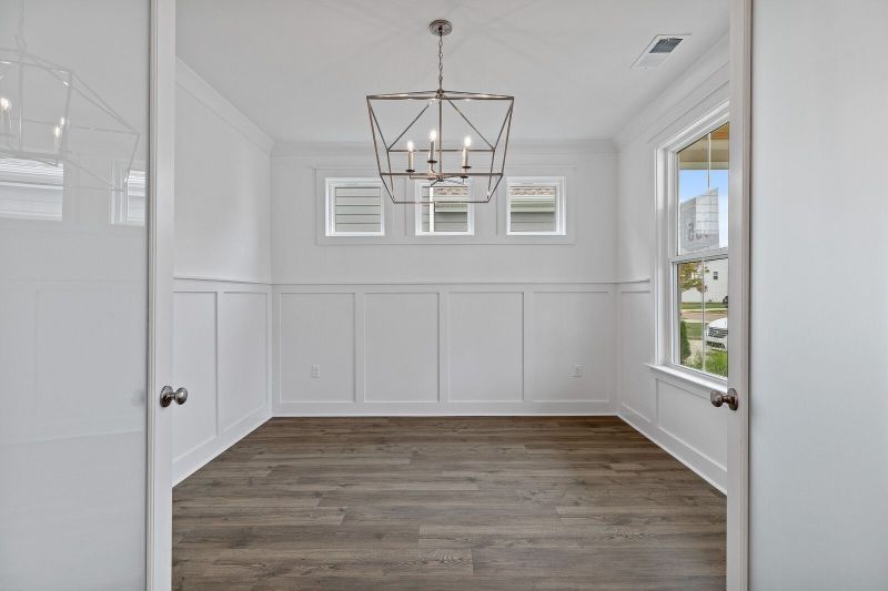 3242 Chatfield Dr, Murfreesboro, TN 37129