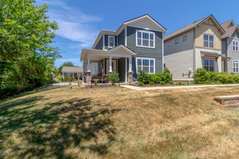 319 Imperial Ct, Pleasant View, TN 37146