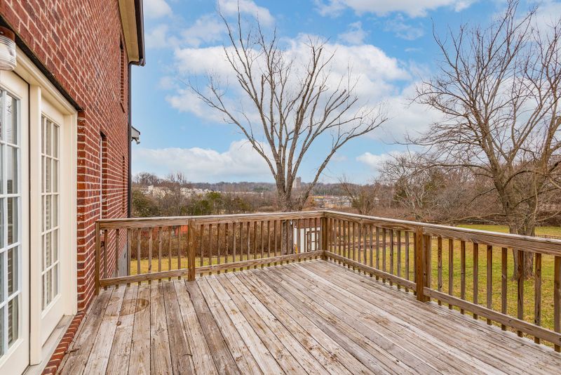 4832 Corning Dr, Nashville, TN 37211