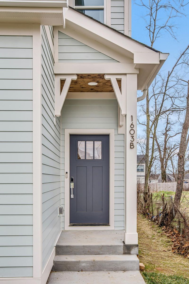 1603 22nd Ave N #B, Nashville, TN 37208