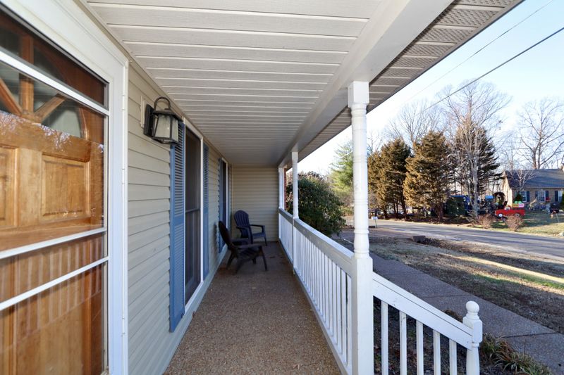 659 Lone Oak Dr, Pegram, TN 37143