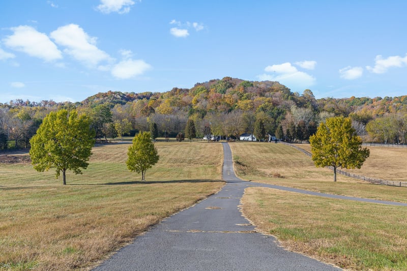 2101 Old Hillsboro Rd, Franklin, TN 37064