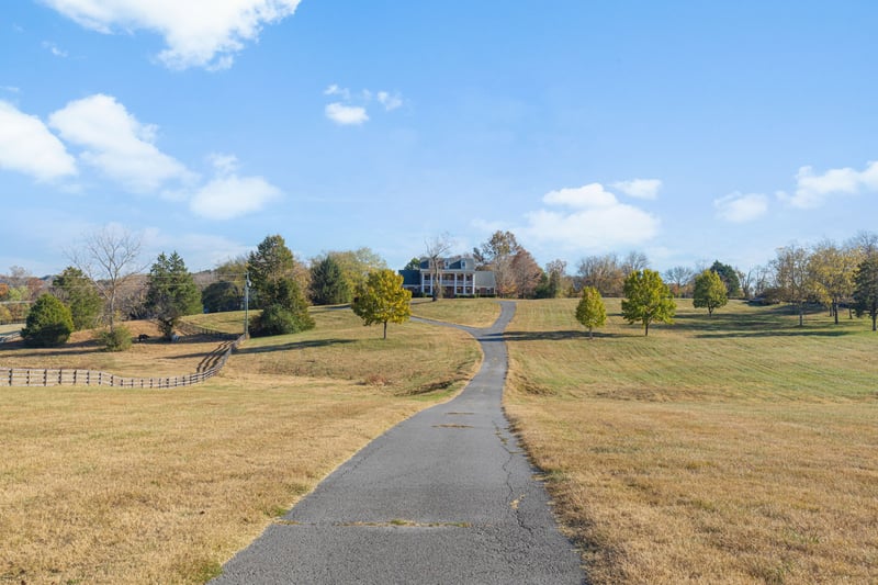 2101 Old Hillsboro Rd, Franklin, TN 37064