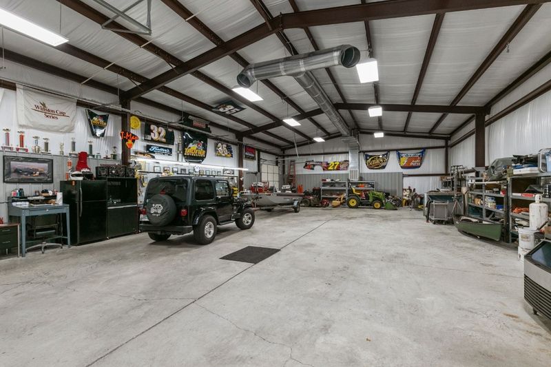 2925 Oak Grove Rd, Lebanon, TN 37090