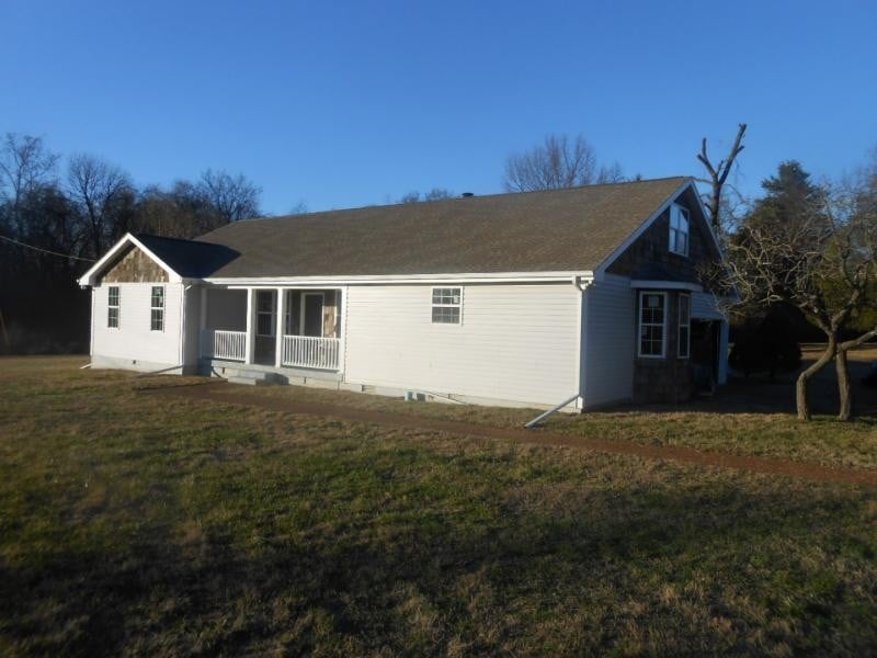 2081 Neelys Bend Rd, Madison, TN 37115