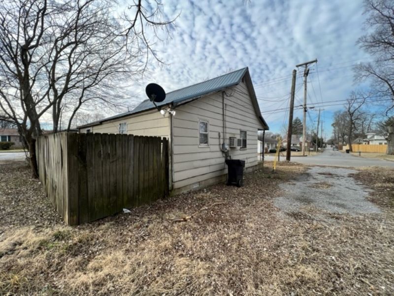 604 N Academy St, Murfreesboro, TN 37130