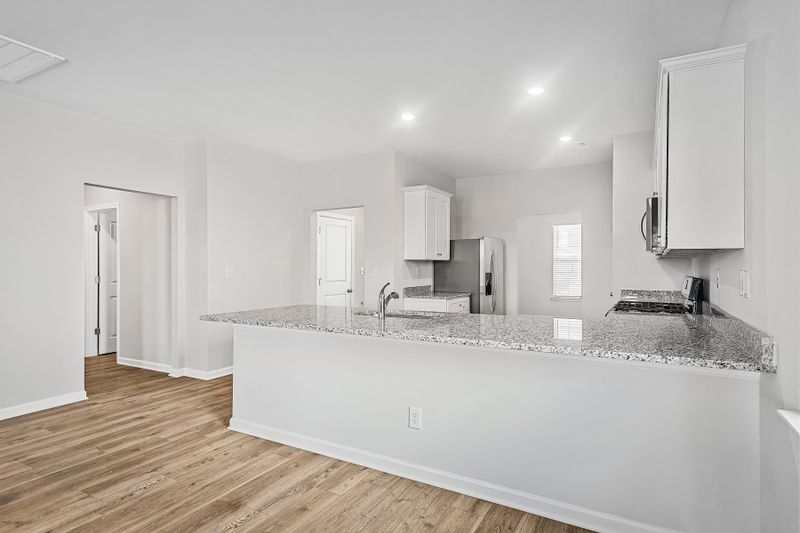 2425 Curbow Dr, Murfreesboro, TN 37127