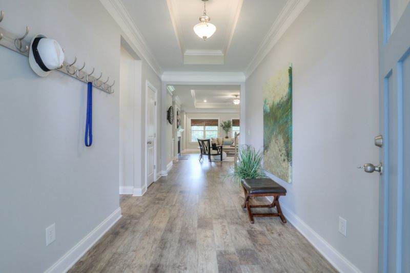 5254 Starnes Dr, Murfreesboro, TN 37128