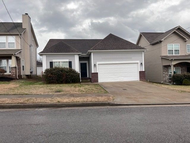 8805 Cressent Glen Ct, Antioch, TN 37013