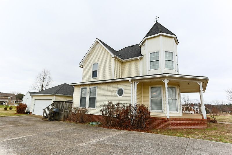 2754 Wilkinson Pike, Murfreesboro, TN 37129
