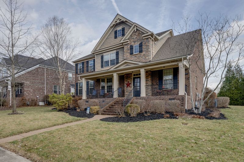 231 Breezeway Ln, Franklin, TN 37067