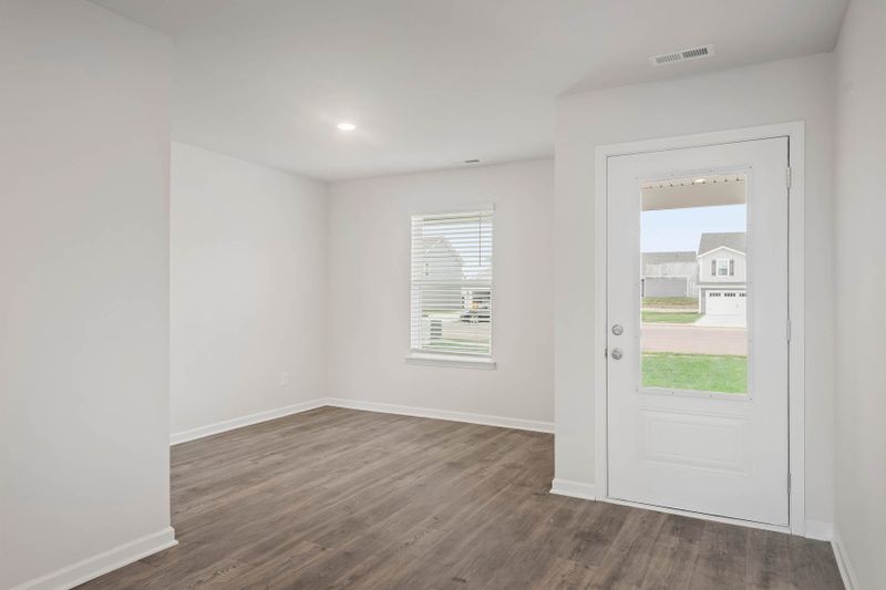 2421 Curbow Dr, Murfreesboro, TN 37127