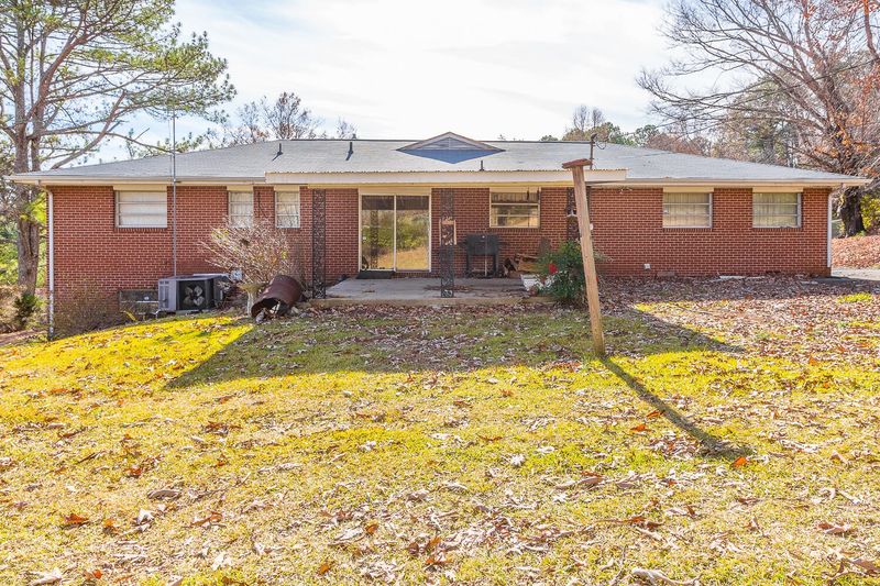 2109 Gail St, Rossville, GA 30741