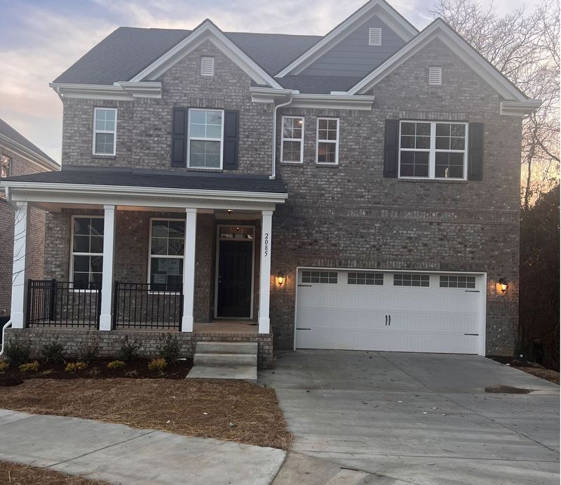 2085 Elk Springs Dr, Hermitage, TN 37076