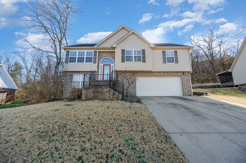 207 Saint Martins Ln, Smyrna, TN 37167