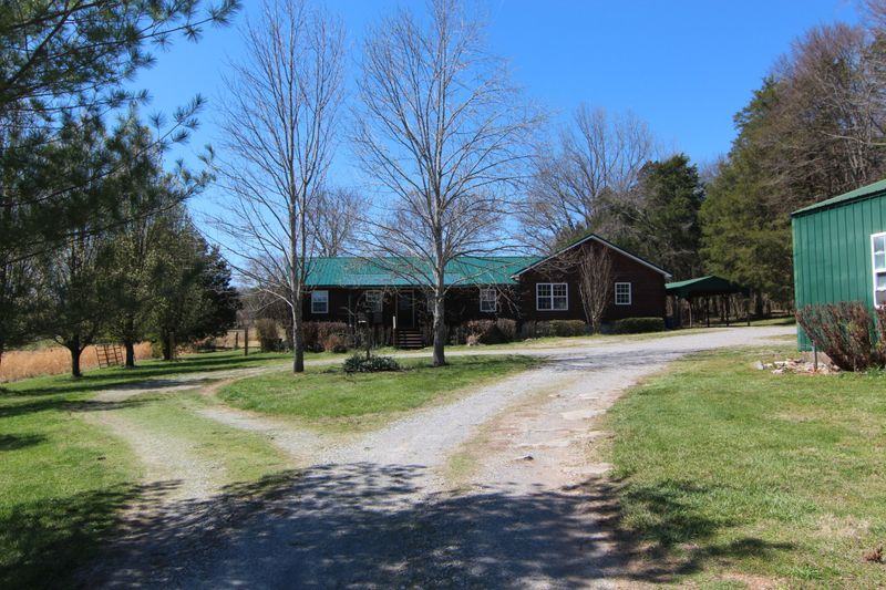 2000 Blue Well Rd, Lebanon, TN 37090