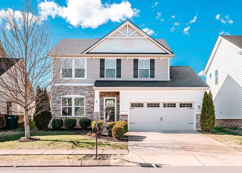 426 Heroit Dr, Spring Hill, TN 37174
