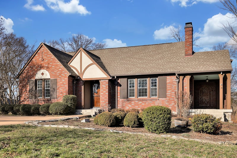 902 Sutton Hill Rd, Nashville, TN 37204