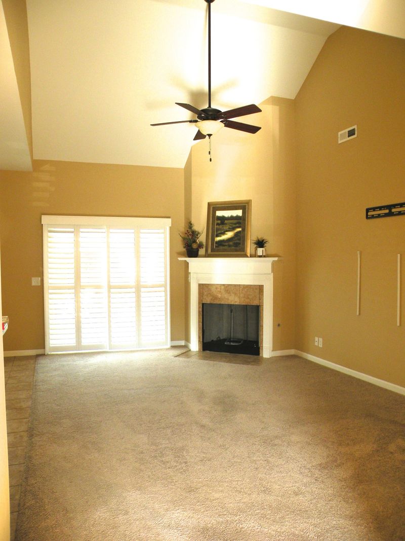 609 Indian Ridge Cir, White House, TN 37188