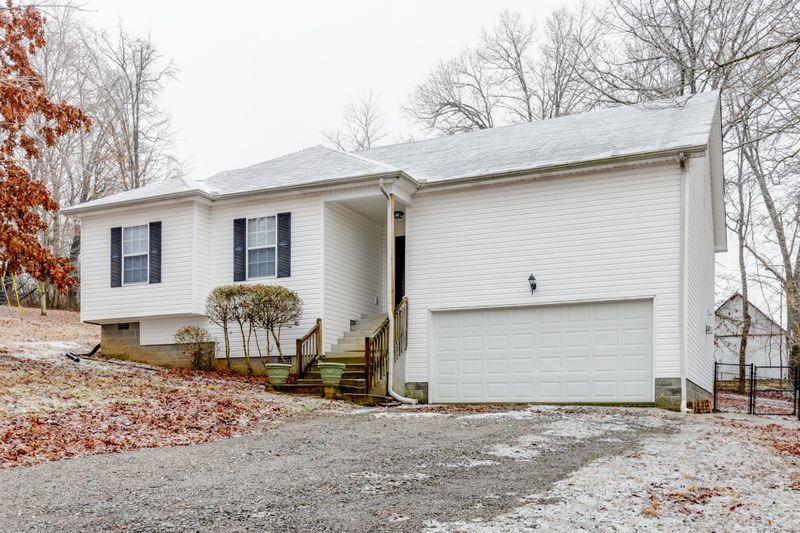 535 Leeza Loop, Dickson, TN 37055