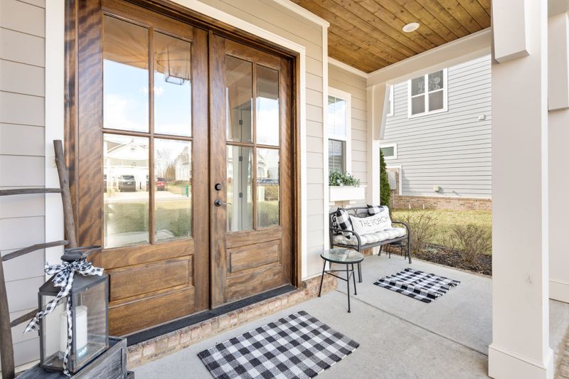 993 Spruce Ridge Ln, Spring Hill, TN 37174